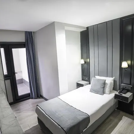 Express Hotel